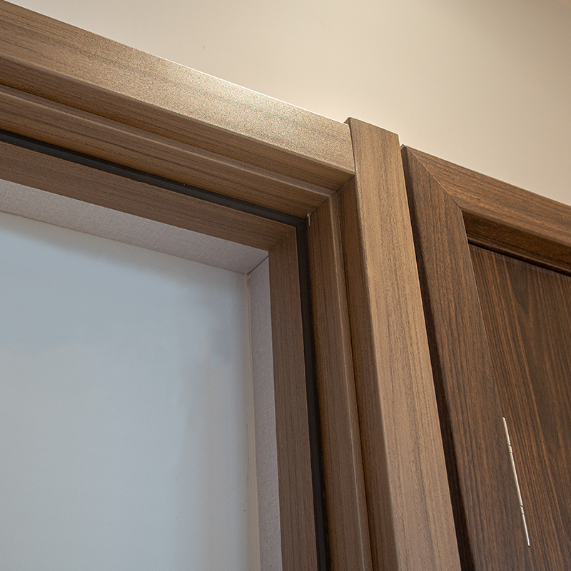 Двери из ДПК